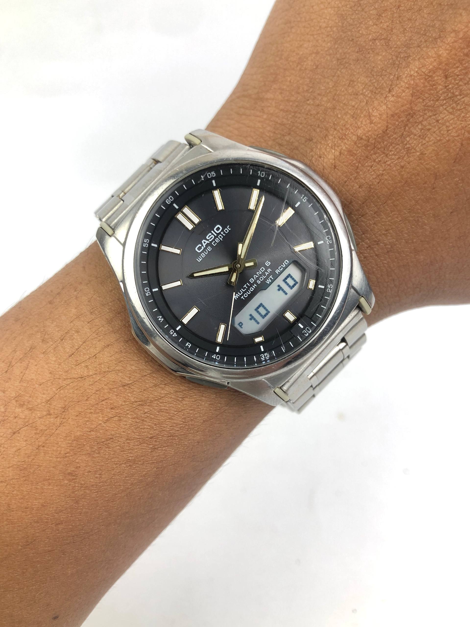 CASIO WVA M630 MULTIBAND WAVECEPTOR ANADIGI