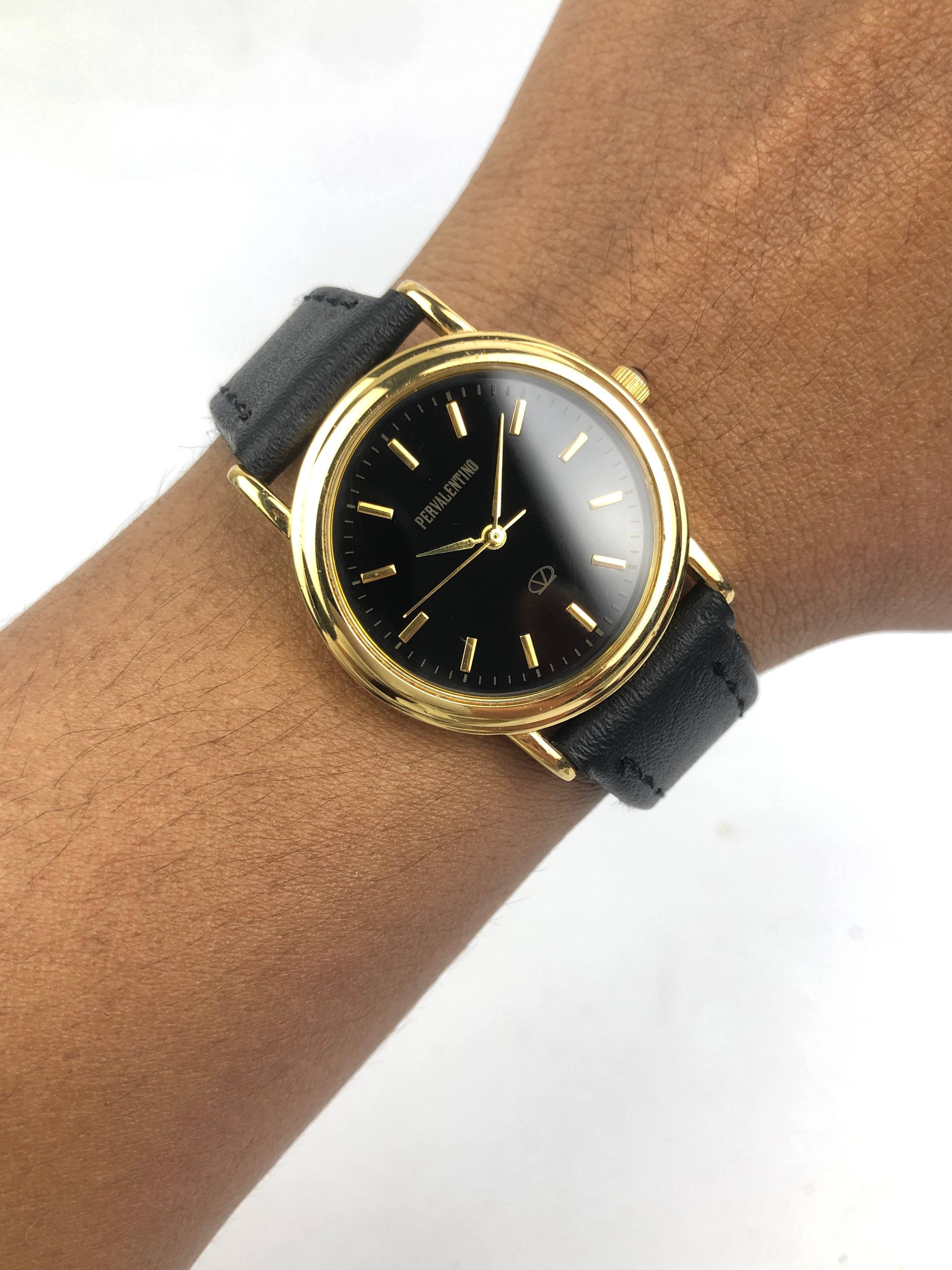 PERVALENTINO VINTAGE WATCH GOLD TONE