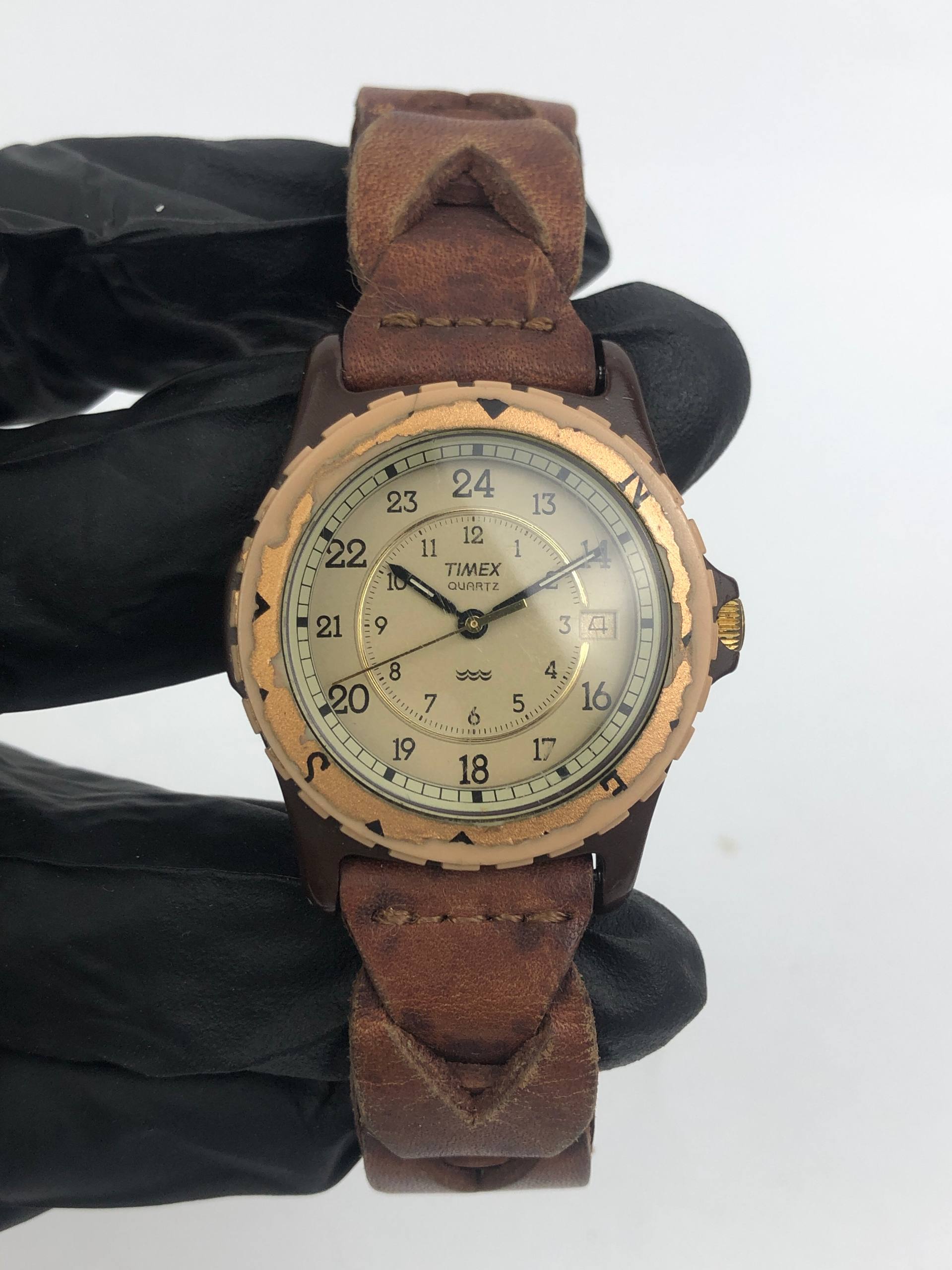 TIMEX FIELD WATCH QUARTZ ALL ORIGINAL - Gambar 2