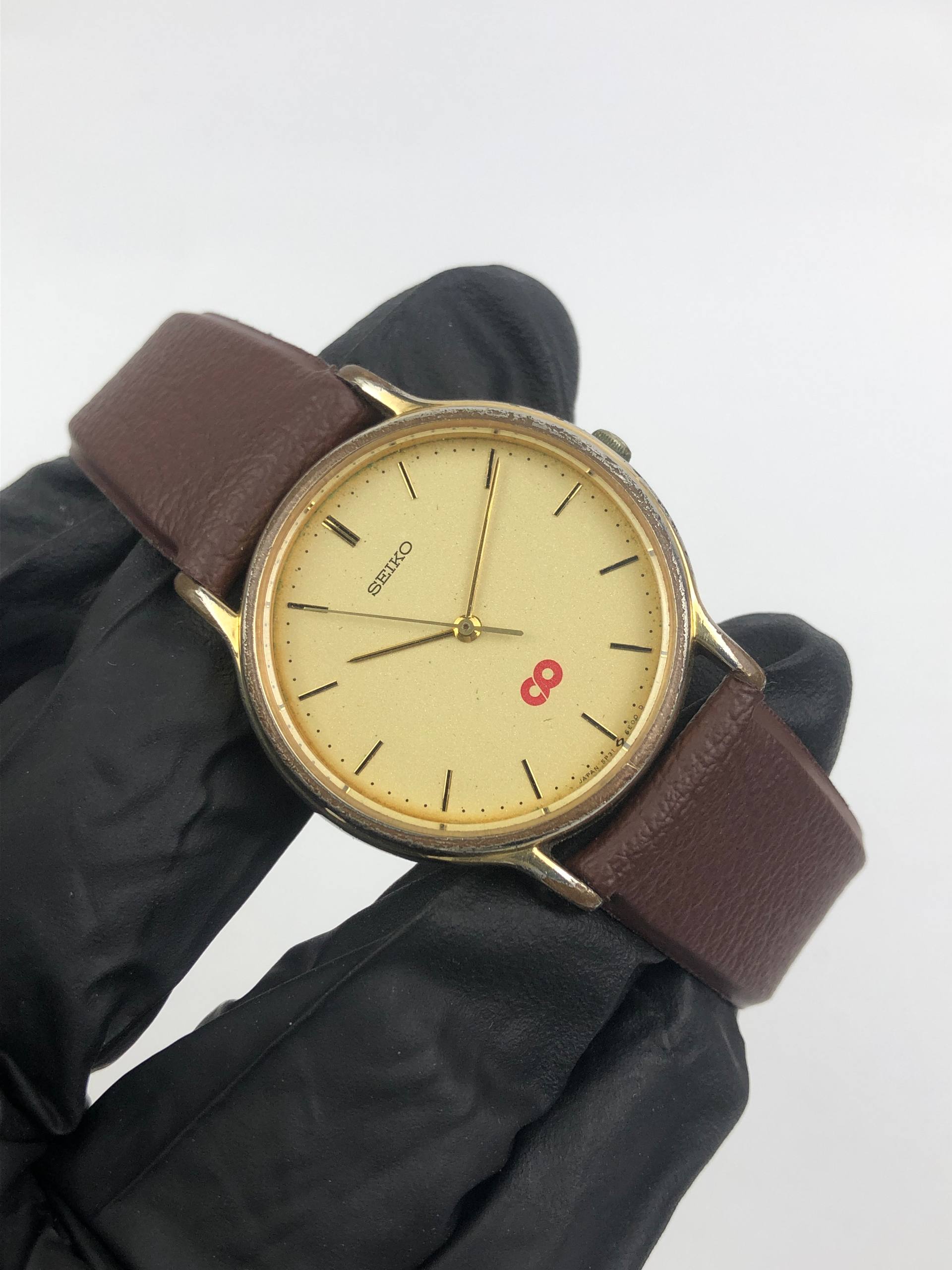 SEIKO 5P31-6A3C QUARTZ VINTAGE ORIGINAL - Gambar 4