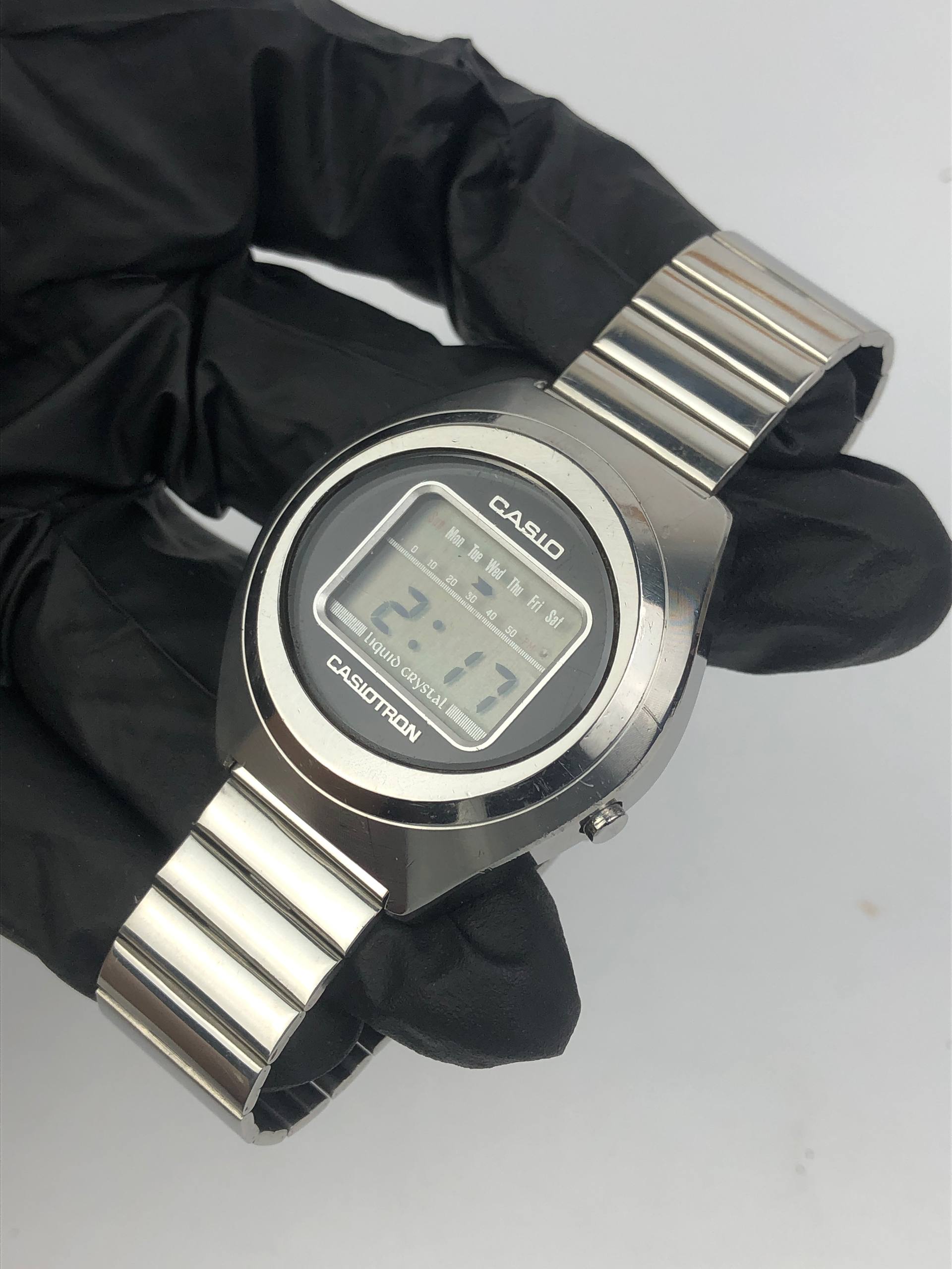 RARE CASIOTRON 01-501 VINTAGE LCD - Gambar 3