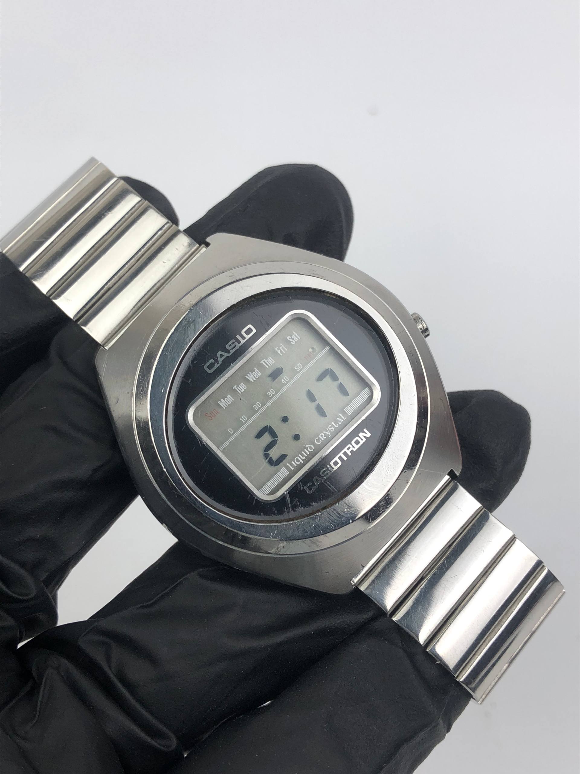 RARE CASIOTRON 01-501 VINTAGE LCD - Gambar 4