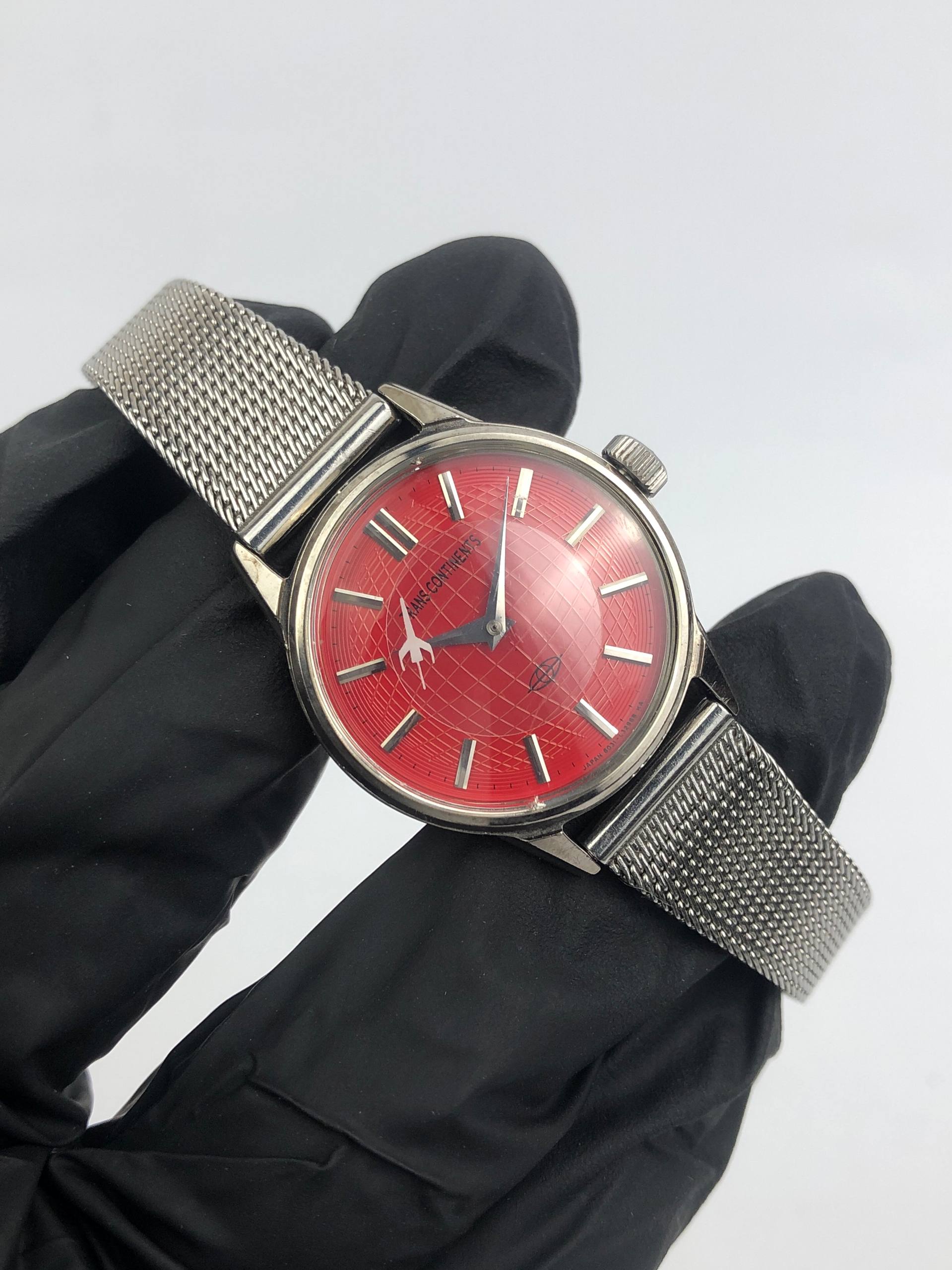 CITIZEN TRANS CONTINETS RED DIAL FLOATING SECOND - Gambar 4