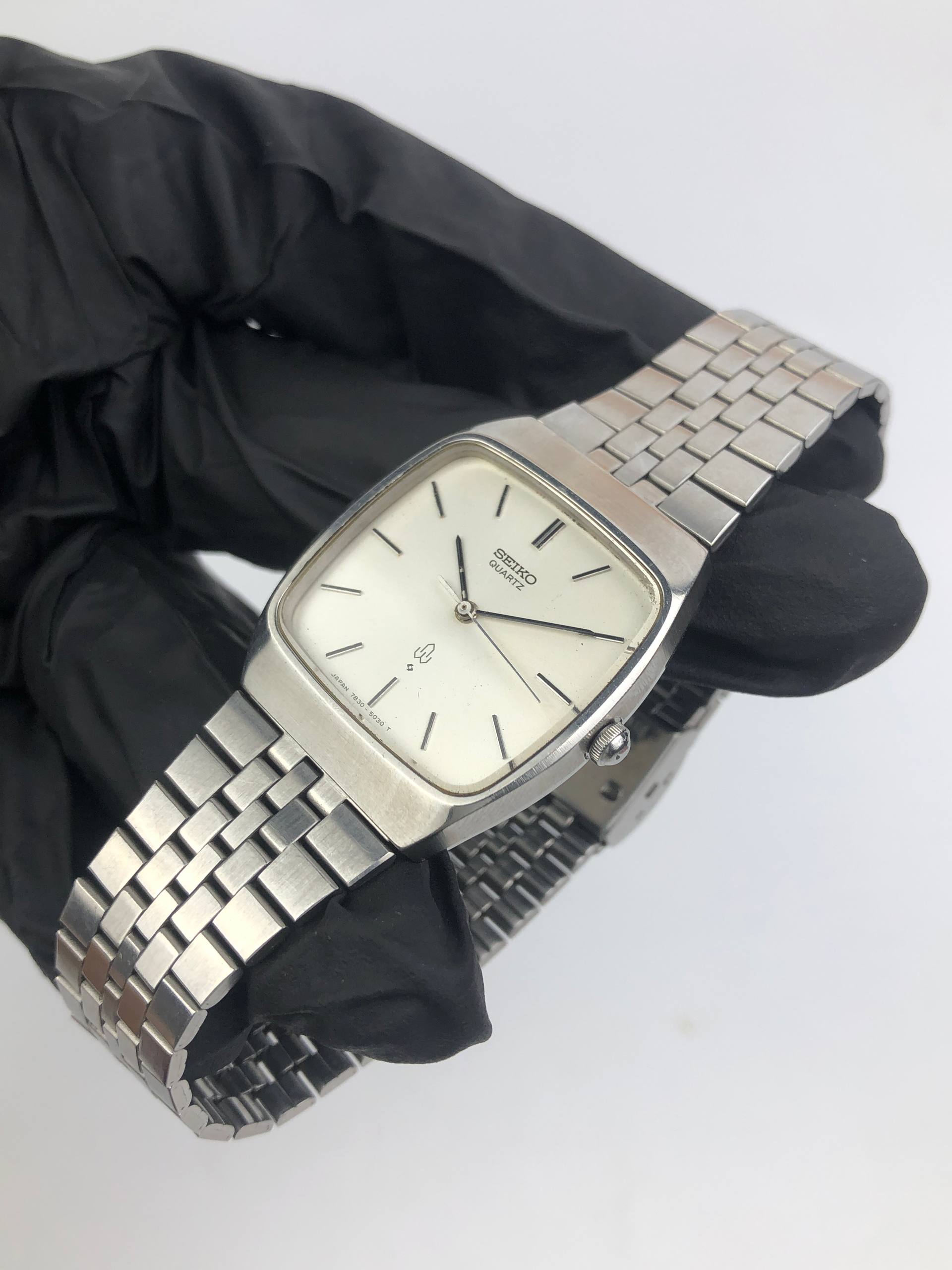 SEIKO 7830-5030 TV CASE QUARTZ ALL ORIGINAL - Gambar 3