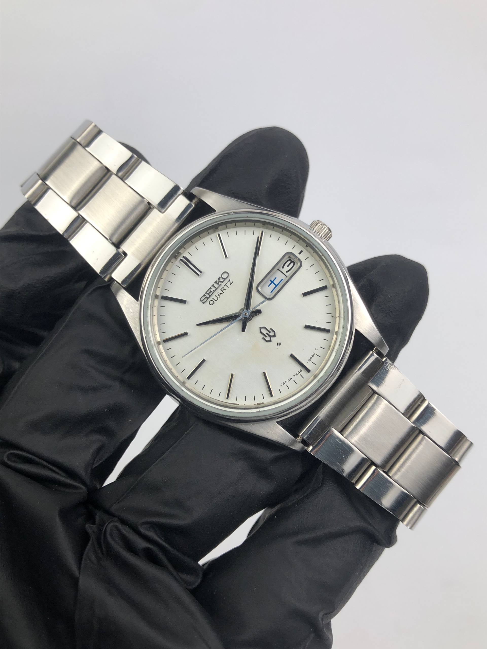 SEIKO 7546-8390 QUARTZ JAPAN DAYDATE - Gambar 4