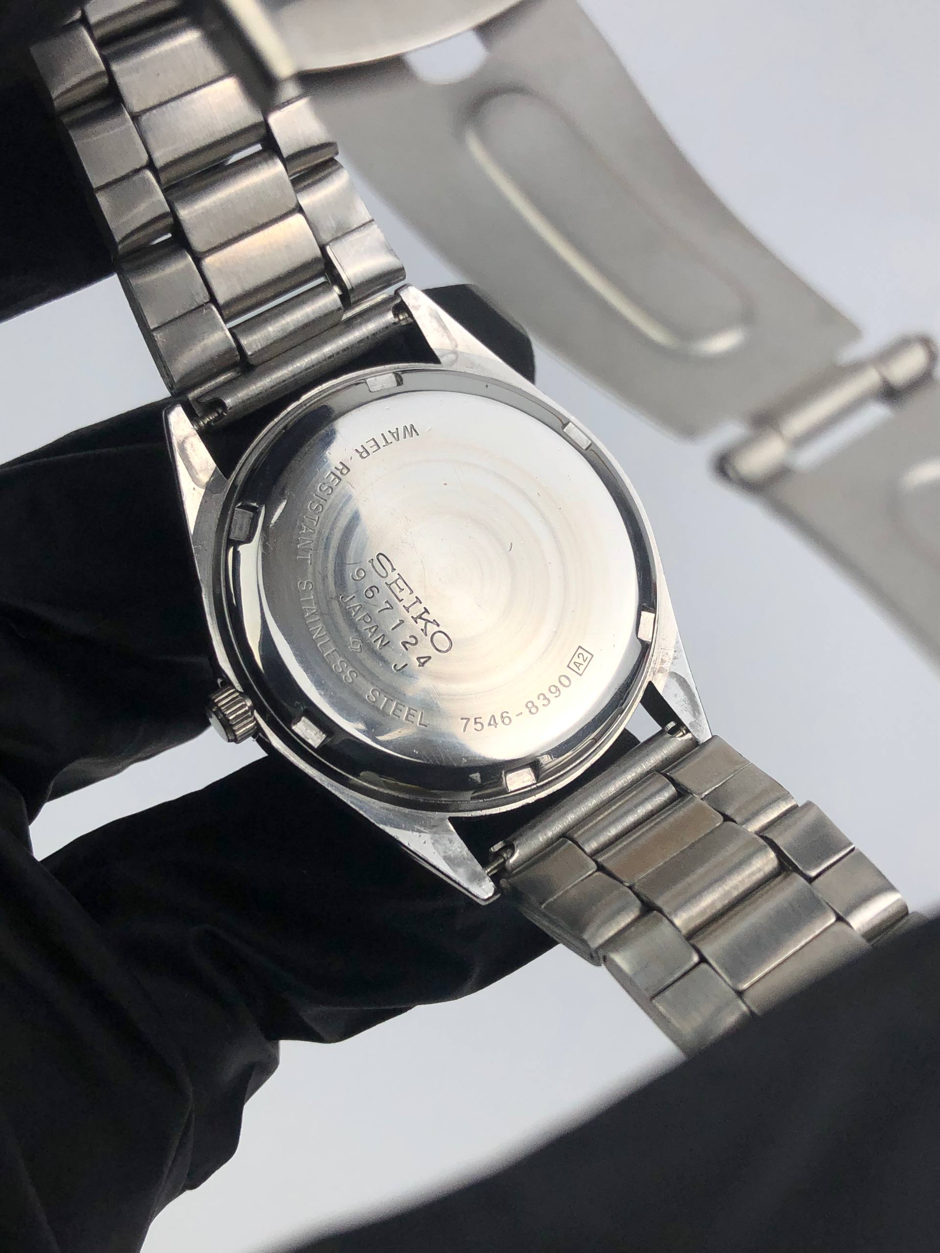 SEIKO 7546-8390 QUARTZ JAPAN DAYDATE - Gambar 7