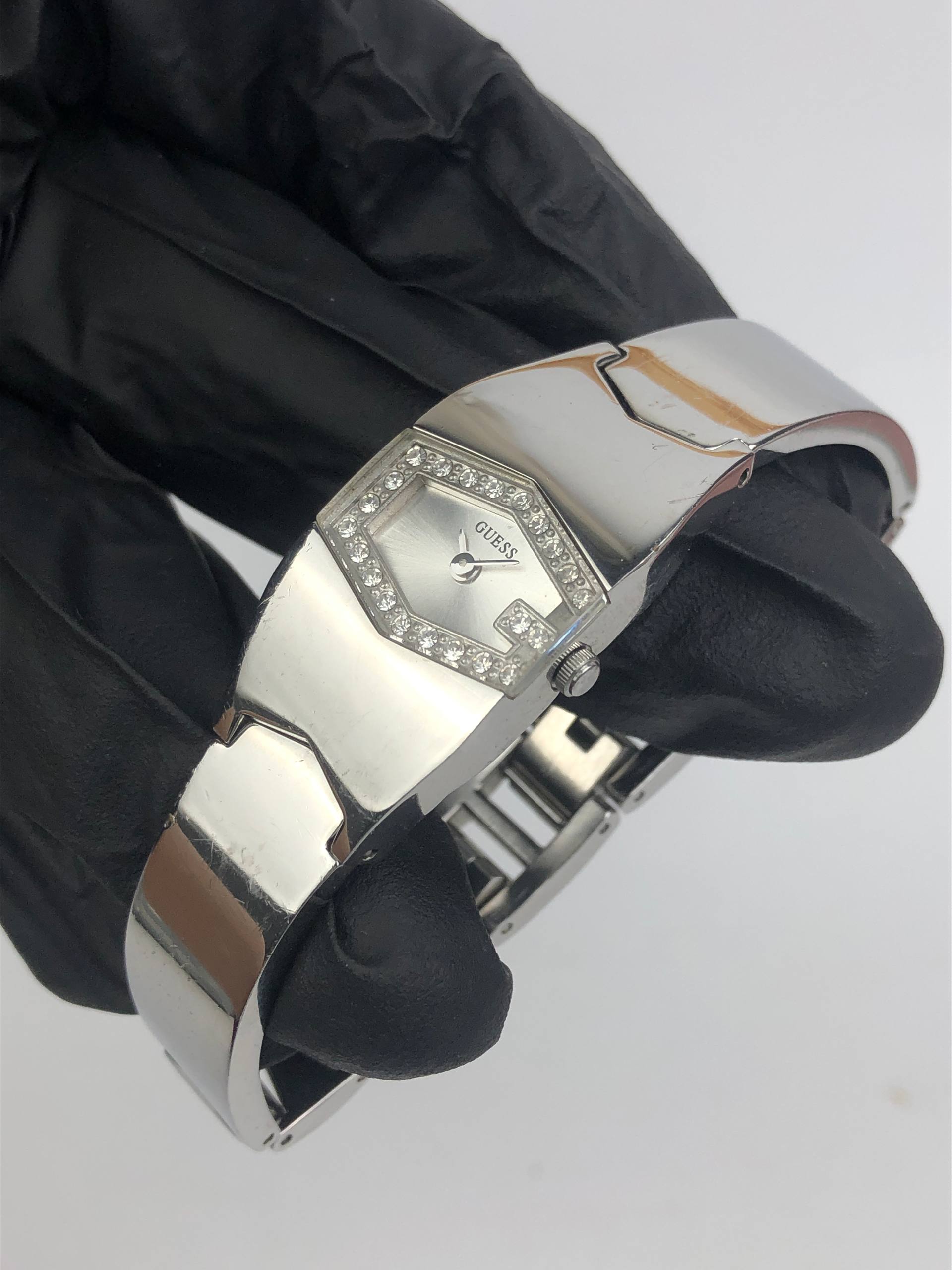 GUESS GLITTER GIRL LADY QUARTZ ALL ORIGINAL - Gambar 3