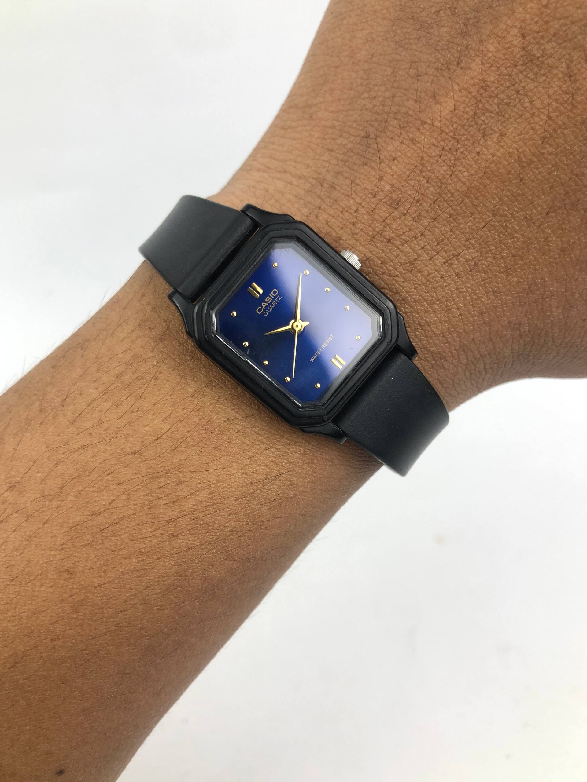 CASIO LQ-142 SQUARE BLUE DIAL LADIES