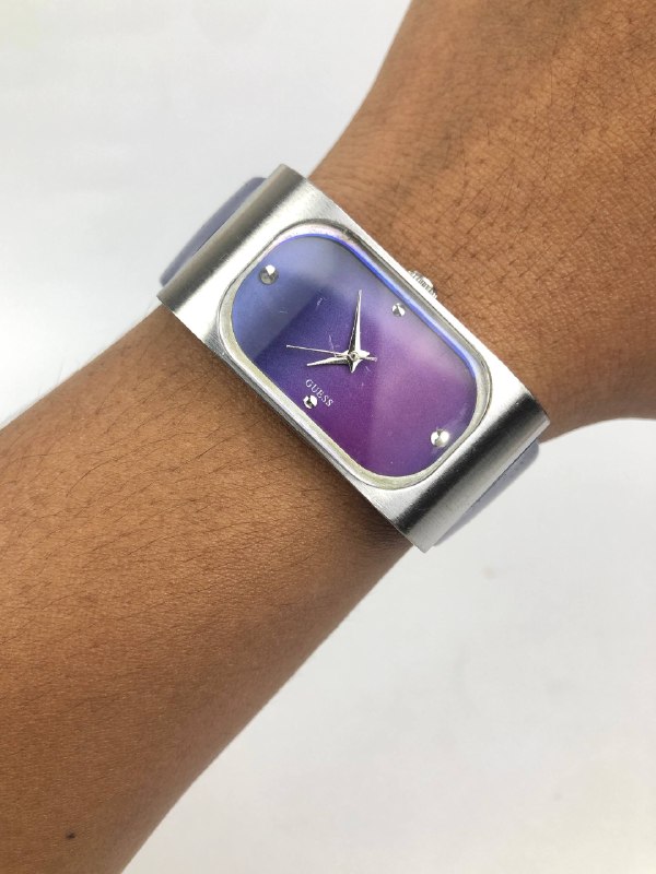 GUESS G55303L QUARTZ ANALOG PUPRPLE DIAL