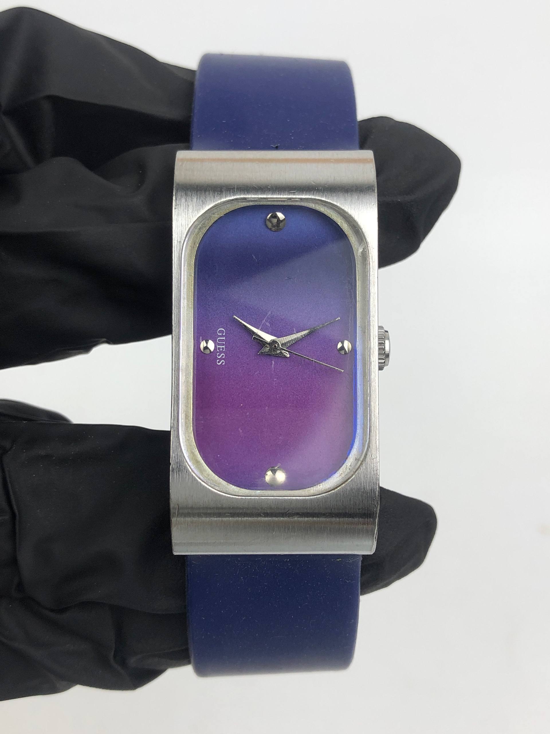 GUESS G55303L QUARTZ ANALOG PUPRPLE DIAL - Gambar 2
