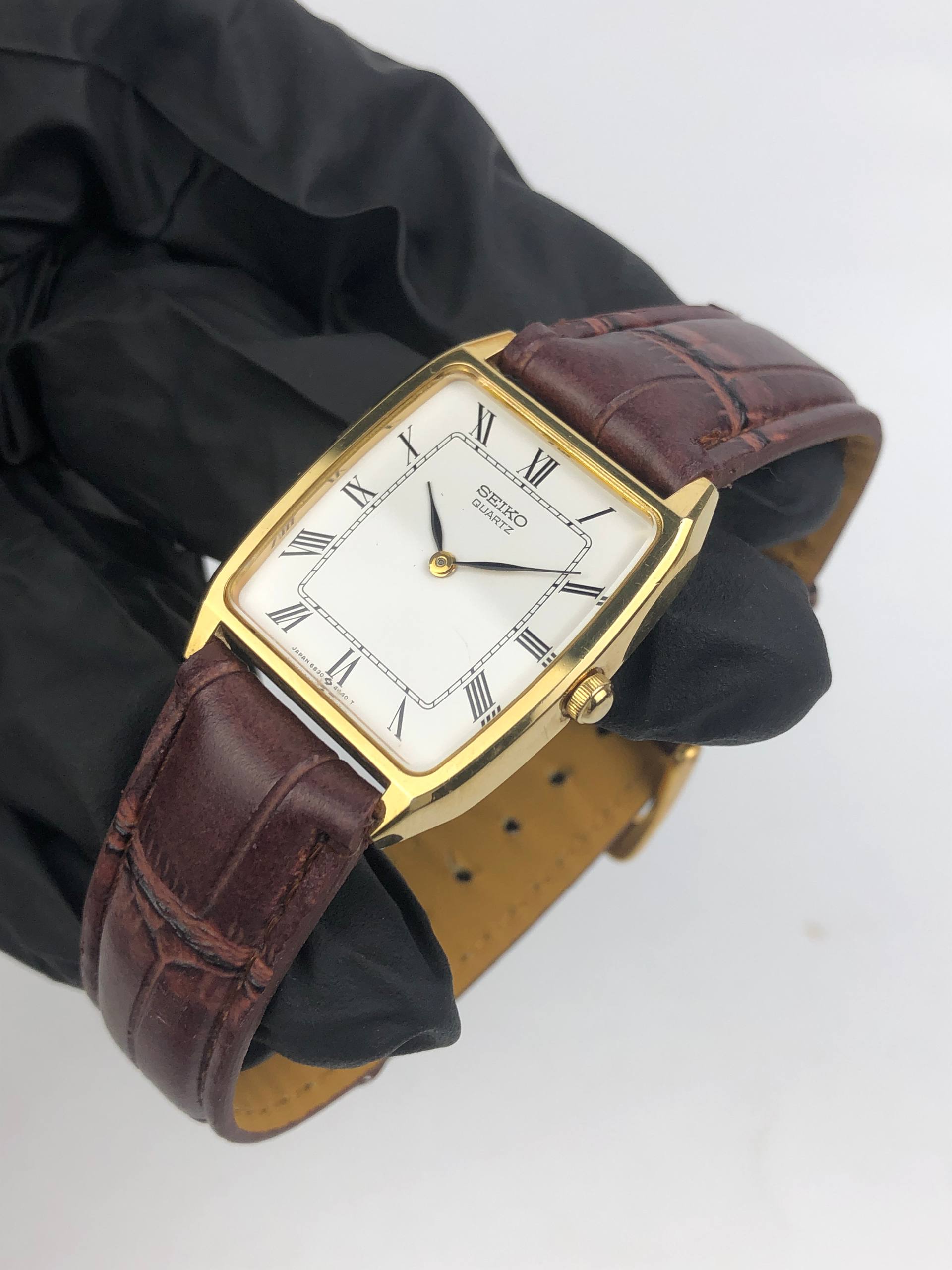 DRESSWACTH SEIKO 6530-5780 QUARTZ ROMAN DIAL KLASIK - Gambar 3